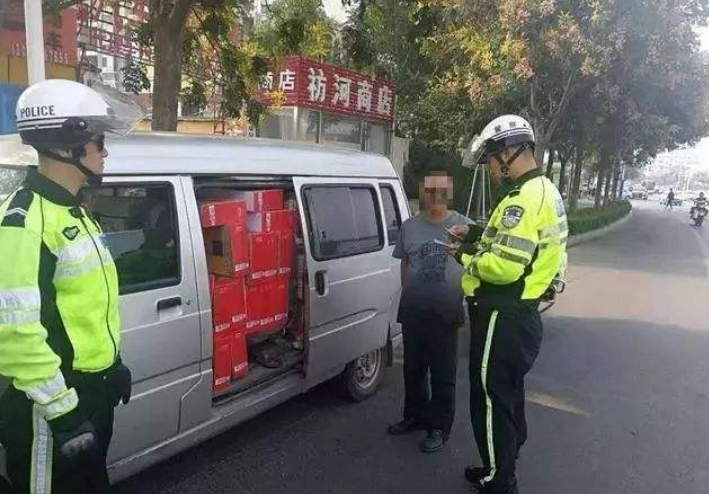 娱乐爱在线：驾驶证不再是12分？有车没车都来看看，早点知道不吃亏