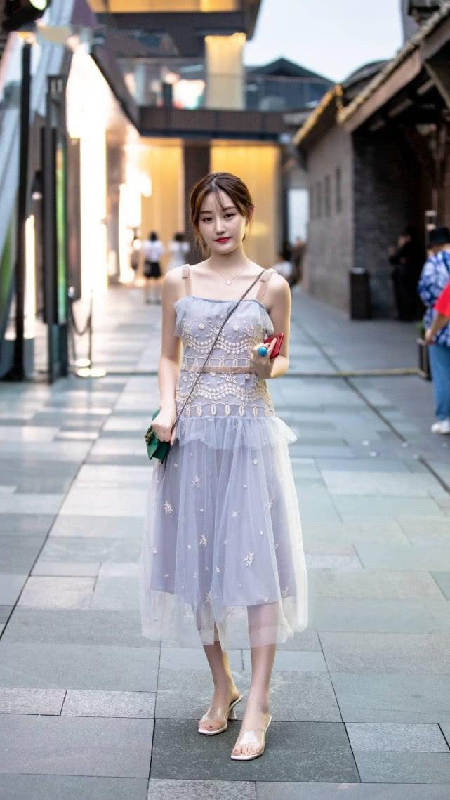 【男得糊涂了】愿意吃亏是态度，怎么吃亏是学问，懂得吃亏是境界！