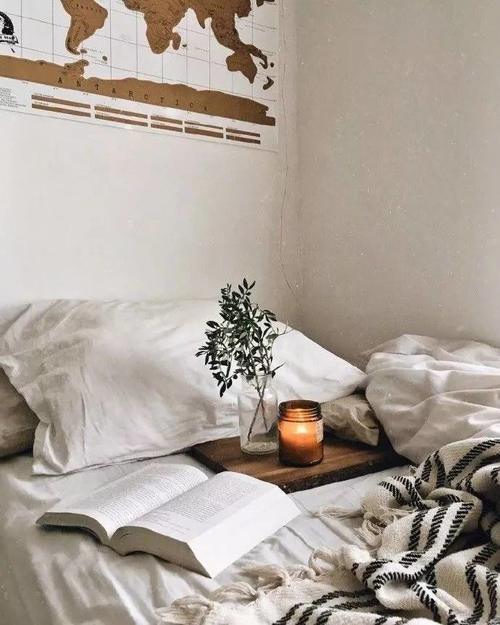 华云头条：他在走马观花，她在等他长大