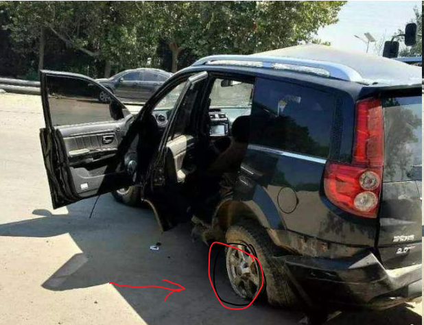 车车评：天冷了还在把胎压调到2.5？修车师傅都替你捏把汗：胆真大！