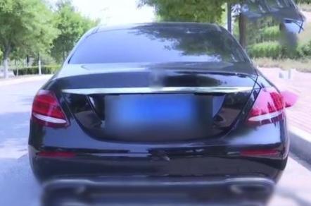 #下车让一下#提完车发现4S店给错车型，比购买车型配置高！车主：不要，换车