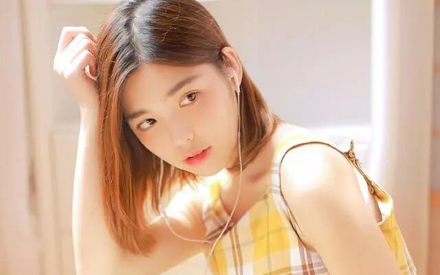 #情感专家美美#你的付出再多，也很难让一个不爱你的人感动