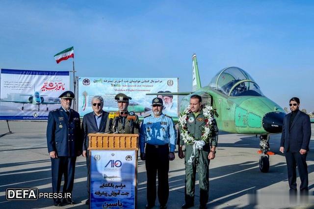 伊朗“亚辛”超音速教练机首飞成功，更像山寨版AT-3高教机