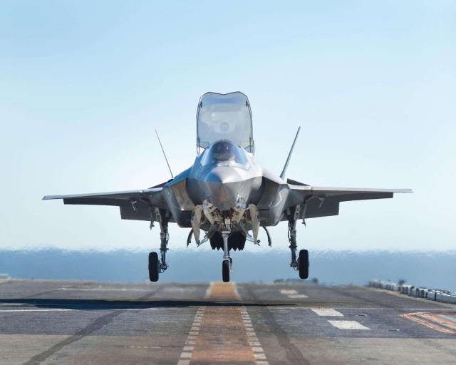 韩国获得美国“资助”，订购大批F-35B，这是要包围哪个国家？