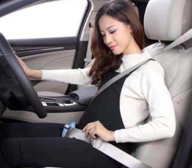 车品：坐副驾驶需要注意的三件事，否则可能面临大风险，甚至是生命