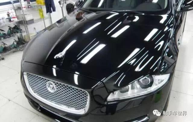 「汽车姐小王」为啥懂车人不选白色车？老司机：不只是颜色，还有日常保养