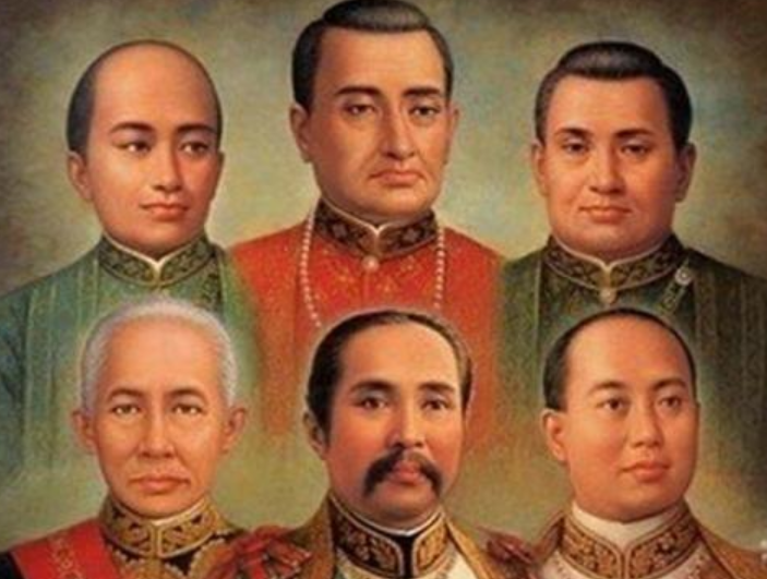 泰国国王是不是和中国以前的皇帝一样，也拥有一样的权力？