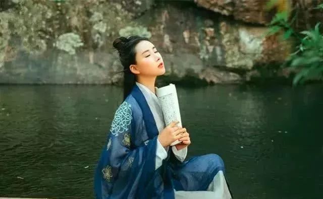 「美文分享」人生最难的是什么？这里只有见解没有答案。