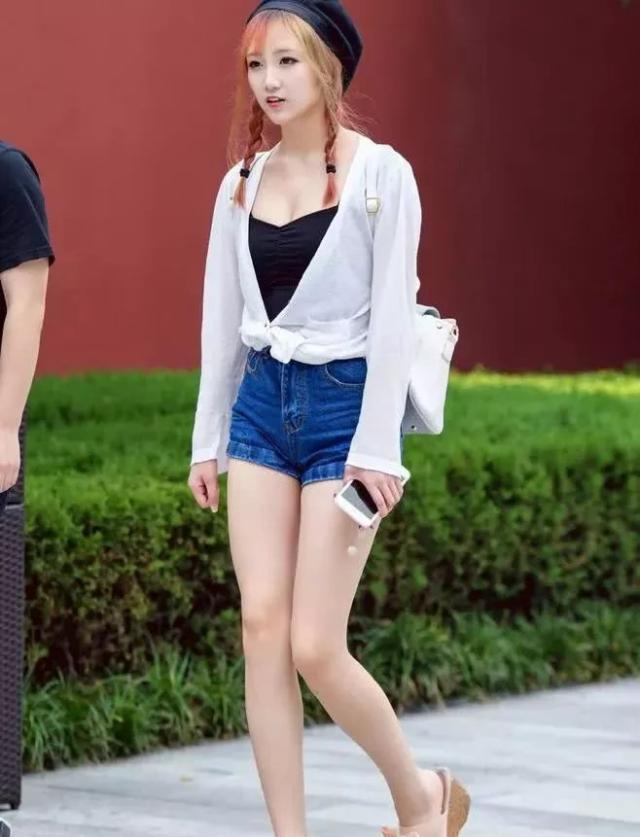 「不笑浪费啦啦啦」情感：追过方知词穷，伤过方知心痛