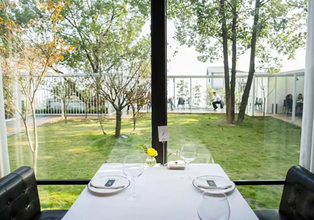 【柴叔带你看电影】放弃40万年薪，跑到深山开店，这对夫妻凭什么让汪涵羡慕不已