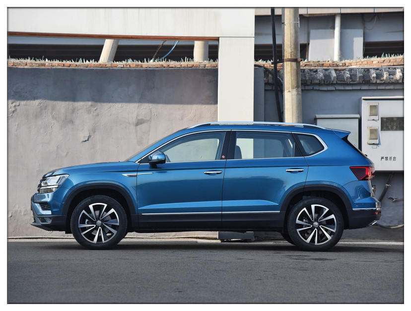 哈哈说车：大众又一款SUV月销稳定过万！标配LED大灯+油耗5.9，年轻人买得起
