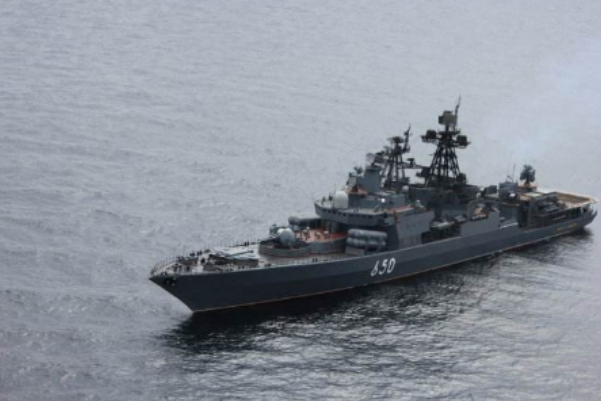俄方海军水平快速下滑，一个港口说明下滑原因，战舰成为海底怪兽