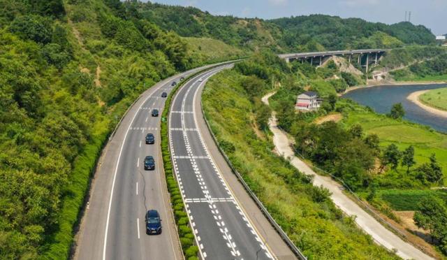 车知事@销量告诉我们，长安CS75PLUS这回是要独孤求败了