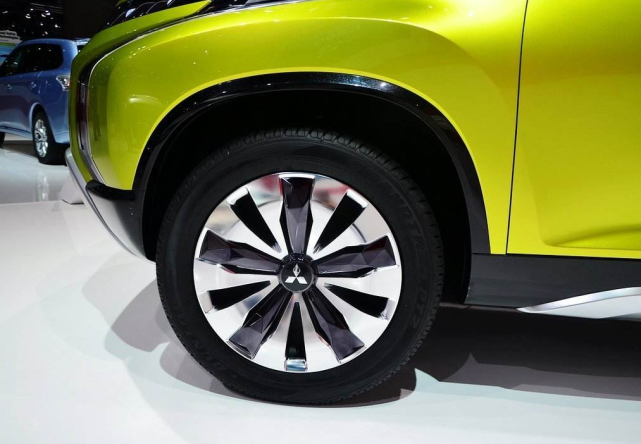 「汽修老王」三菱不火没天理，3L油耗比国产车厚道，只等它上市了