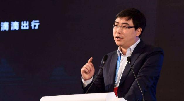 「家有汽车」滴滴的无人驾驶出租车来了，年底落户上海，司机们会失业吗？