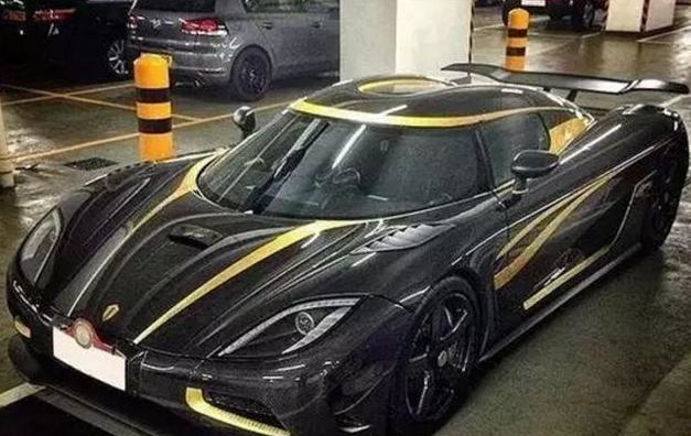车车迷：古天乐住的小区，地下车库豪车无数，全都是超级跑车