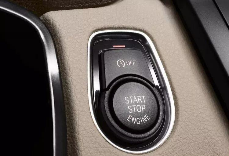 #ZAKER网#公认最没用的五大配置，花钱也要去选装的大有人在！