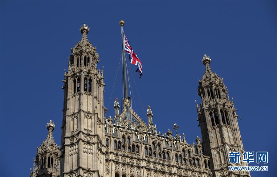 英国议会要求首相寻求再度推迟“脱欧”