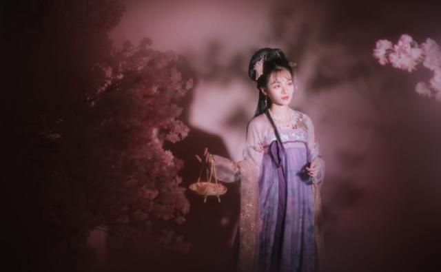 「花颜溪风」那一个人，那一份情缘，每一次想起，思绪千回百转