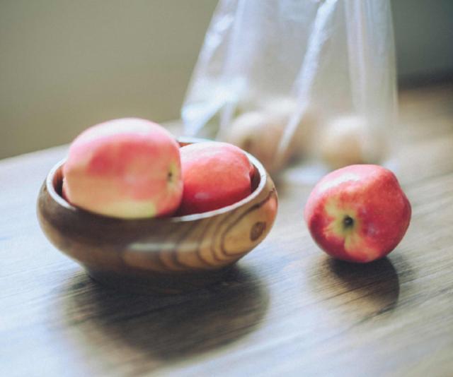 花颜有情@九月再见，十月你好，我依然在等你，但不是在原地