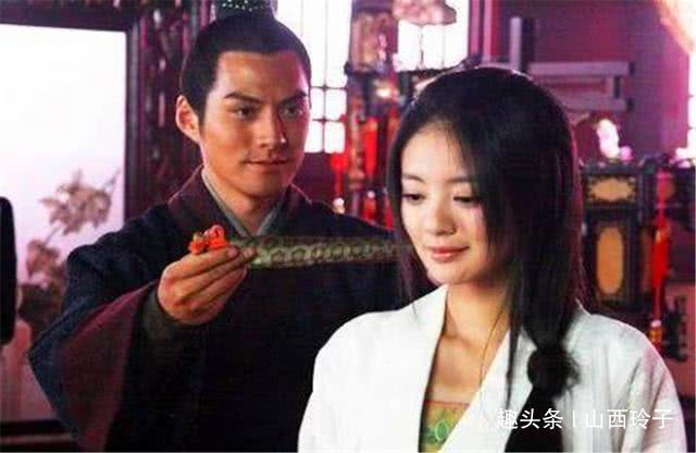 燕青和柴进一起陪宋江去京城，为何宋江只让燕青去见李师师？