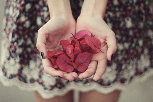 心灵深处deepheart■不要把自己这一生的幸福，只建立在感情一件事情上