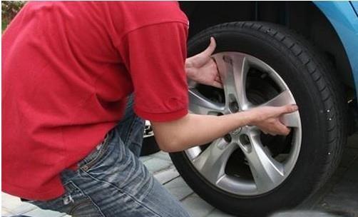 汽车教育：安装轮胎时，要注意4个要点，估计很多车主不知道