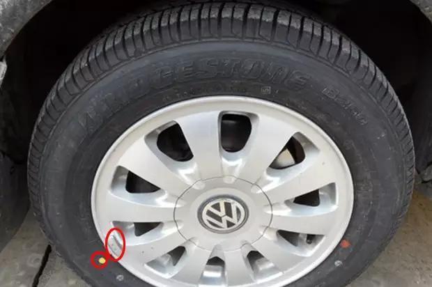 汽车教育：安装轮胎时，要注意4个要点，估计很多车主不知道