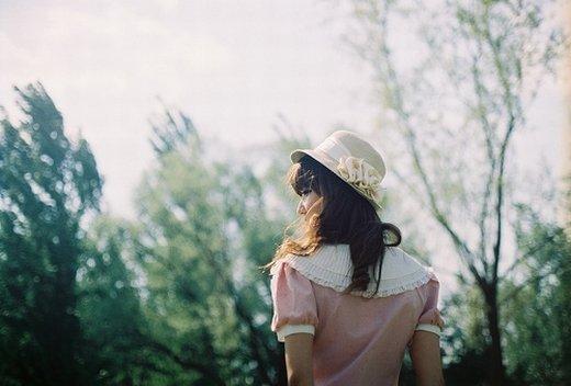 凡辰情感热线@早安心语：做什么样的人，决定权在自己