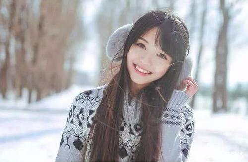 【幸福的拉拉】男人若对你动了情，会控制不住为你做这4件事，别辜负了真心！