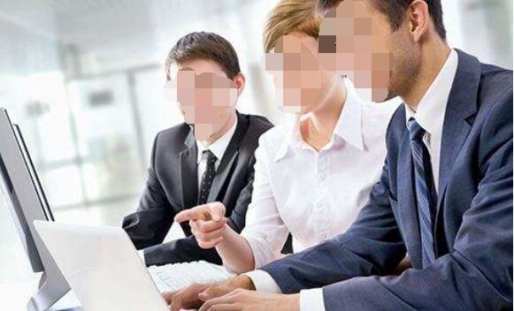 【你不离我不弃】人与人之间不要太近了，距离产生美