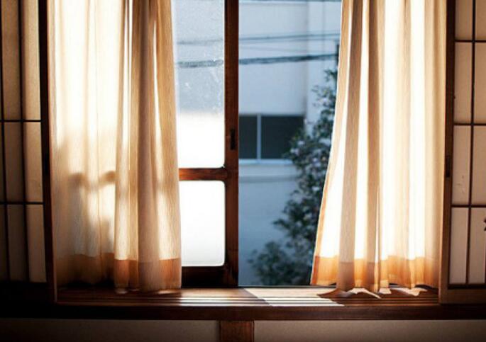 【你不离我不弃】人与人之间不要太近了，距离产生美