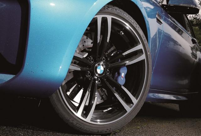 #奇趣汽车#开自动挡可不是踩油门就走，这3个细节不注意，爱车迟早要大修