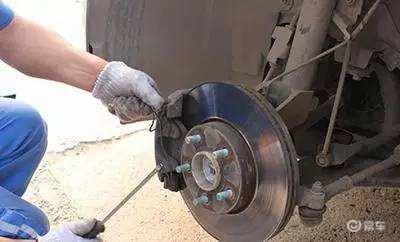 易车网@车辆跑偏的可能性有四种！