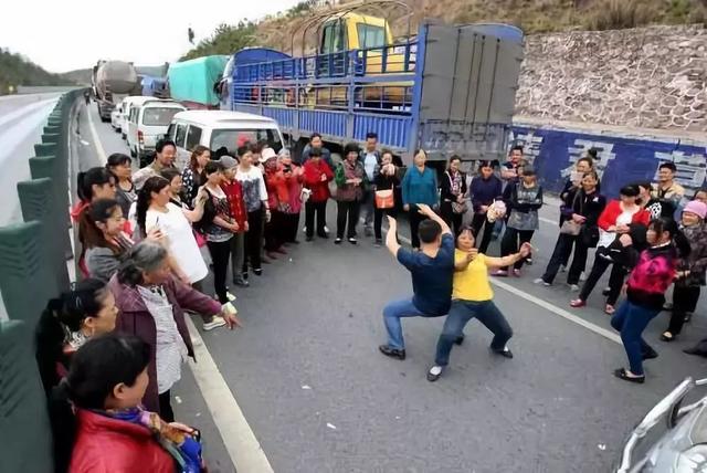 「车与生活」为了省钱不走高速，可国道究竟能省多少钱？