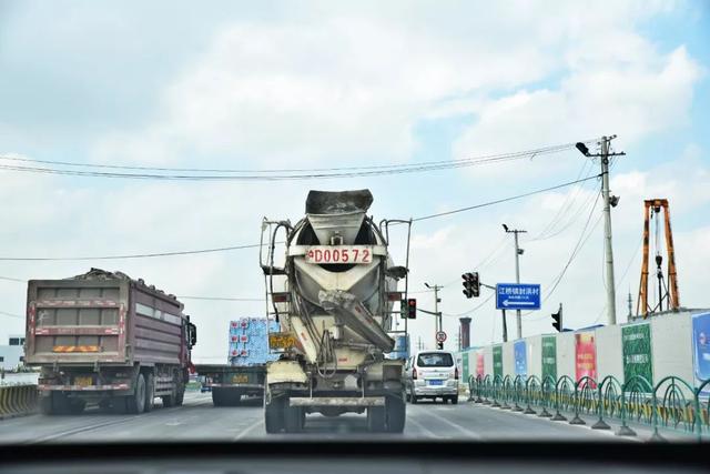 「车与生活」为了省钱不走高速，可国道究竟能省多少钱？