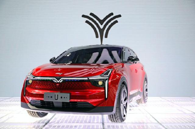 「ZAKER网」首台量产白车身下线 哪吒汽车 U 蓄势待发