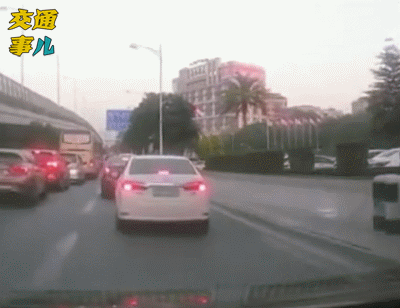 #蛋蛋懂车#一组动图提醒你：谨防开门杀！乱开车门惹大祸