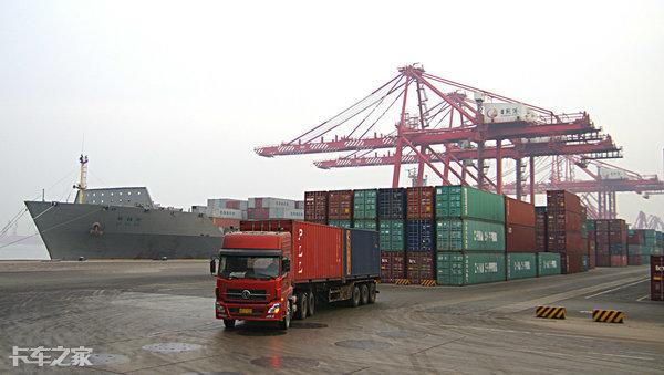 我爱奔驰大G@跑车这些年我走过最长的路不是高速，而是装卸场里的套路