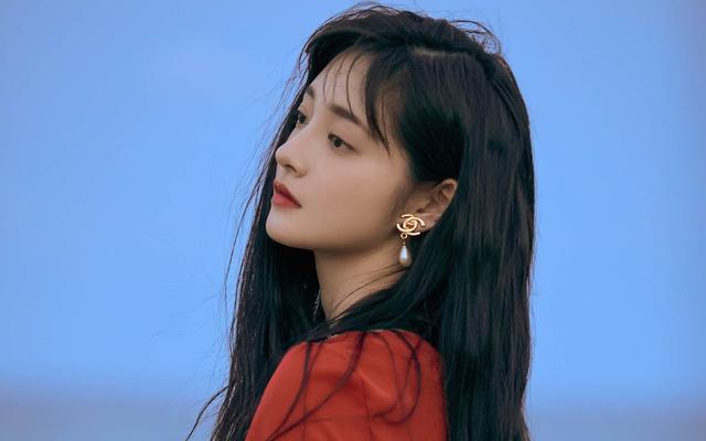 「草莓美文」心里的话，跟谁说？人生的苦，有谁懂？