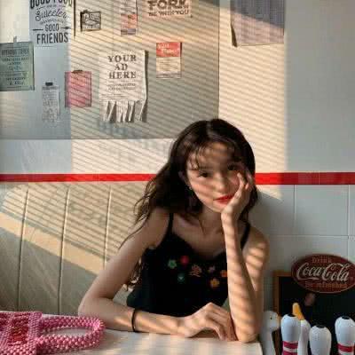 「影视柳思」异性聊天，给男生发在干嘛，如果收到这3回复，建议你原地拉黑