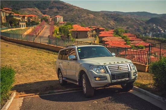 【广汽三菱东阔达店】前驱，后驱，四驱都什么样呢？