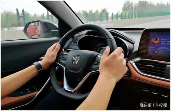 车柠檬：干货！新手开车全攻略，每一条都是老司机经验总结