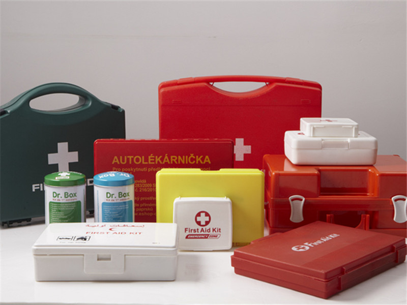 瑶瑶说车讯■盘点几个车内必备物品，关键时刻不用慌，老司机：不备齐不准上路