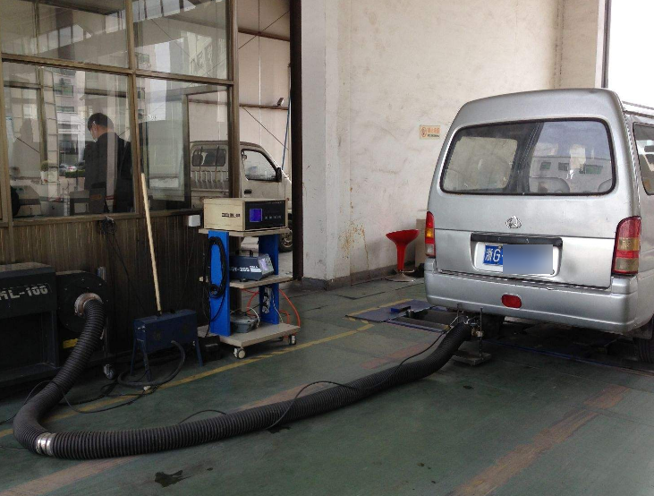 [SUV有情报]尾气检测超标咋办？聪明人都用这招，黄牛看完哭了：饭碗被你抢了