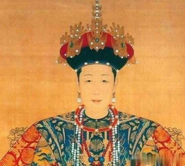 她是雍正皇帝的生母，却不愿意雍正当皇帝，雍正反而封她为皇太后