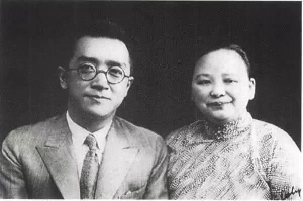 「青漫」对待亲近的人和颜悦色：是爱，是孝！