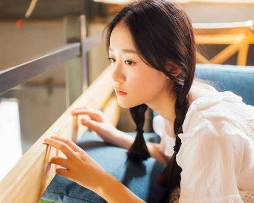 [幸福的拉拉]心里没你的女人，藏不住这4种直接的表现，男人要早点看清！