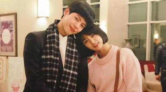 #幸福的拉拉#偷偷爱上你的男人，才会有这4种明显表现，藏都藏不住！