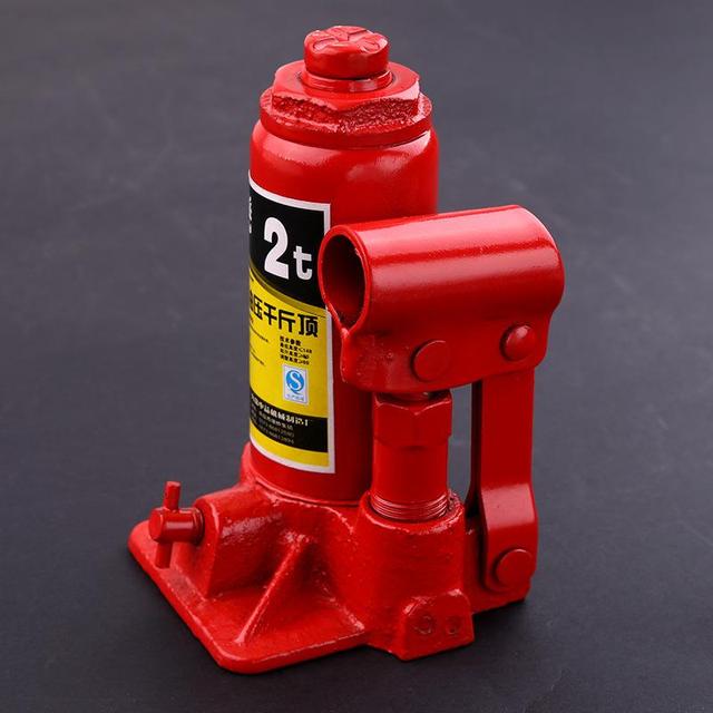 【众卡之友】卡友们长期出门在外，有哪些必备的车辆维修工具？